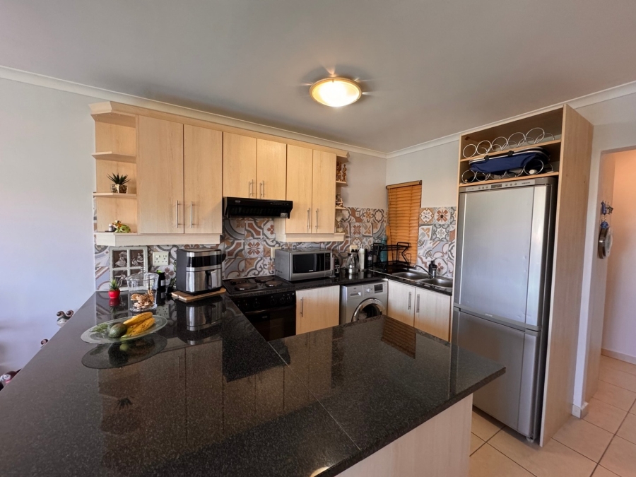 2 Bedroom Property for Sale in Melkbosstrand Central Western Cape
